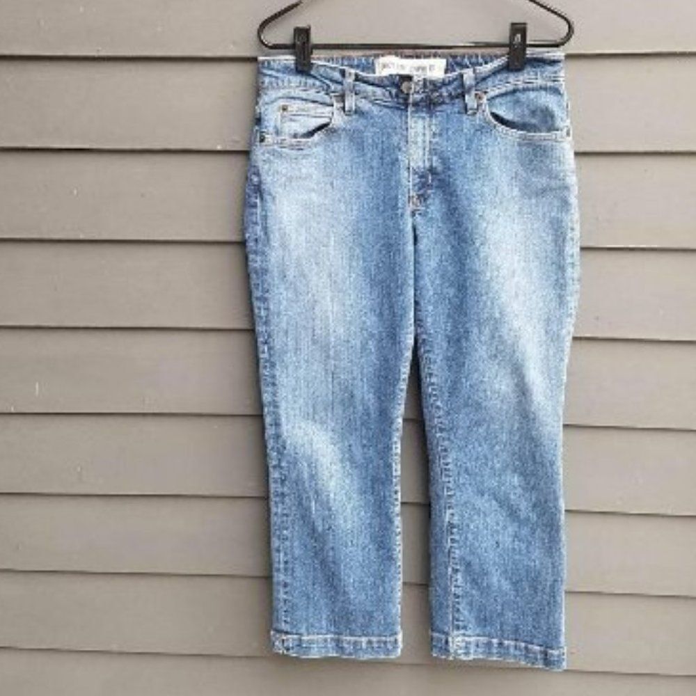 Gap Boot Cut Capris Size 8R